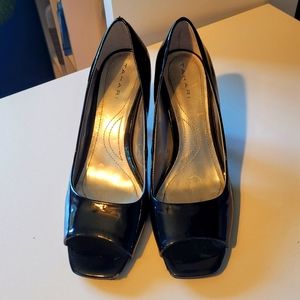 Tahari Black Patent Leather Peep Toe